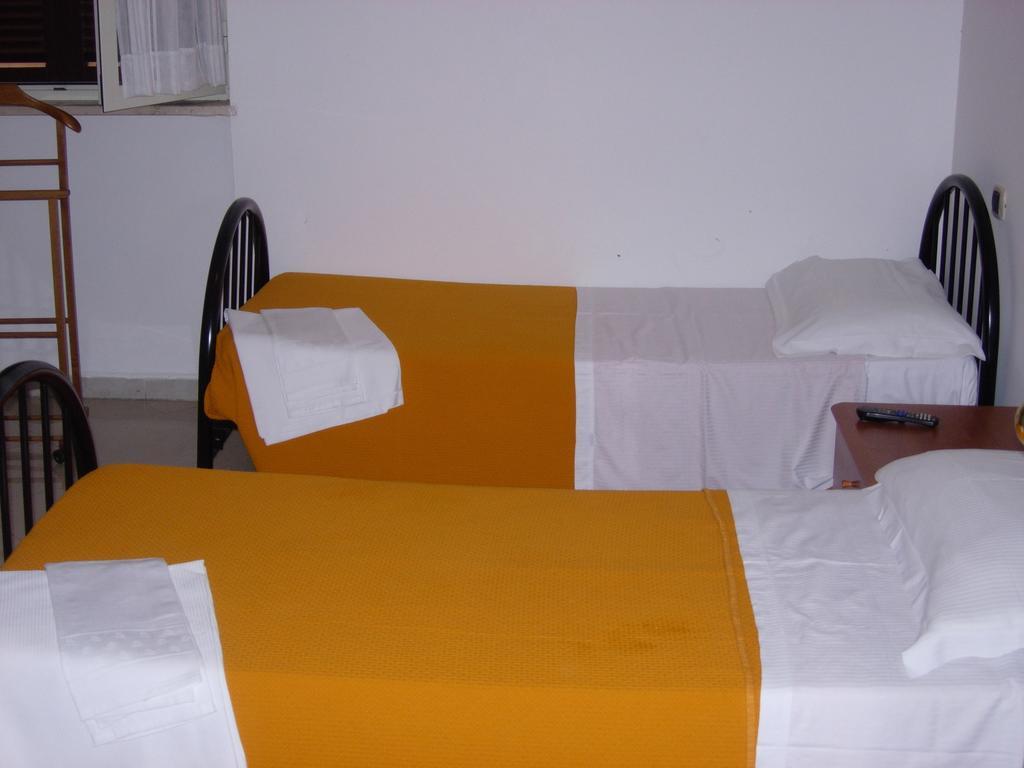 Hotel Ai Vecchi Tempi Frattocchie Zimmer foto