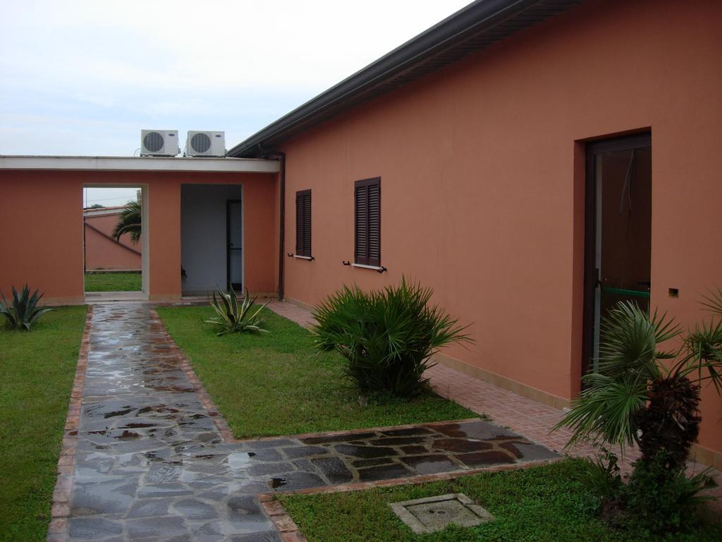 Hotel Ai Vecchi Tempi Frattocchie Exterior foto